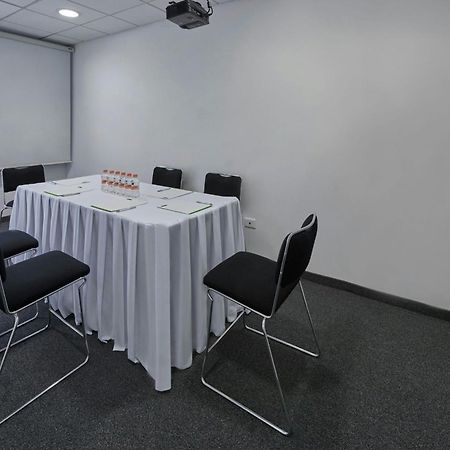 City Express Junior By Marriott Toluca Zona Industrial Bagian luar foto