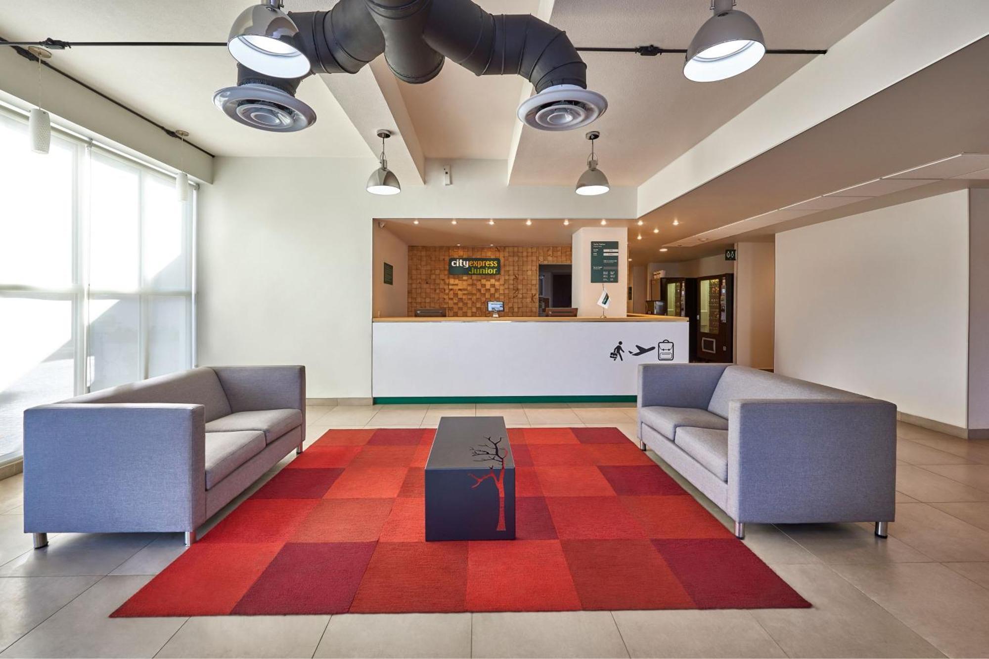 City Express Junior By Marriott Toluca Zona Industrial Bagian luar foto