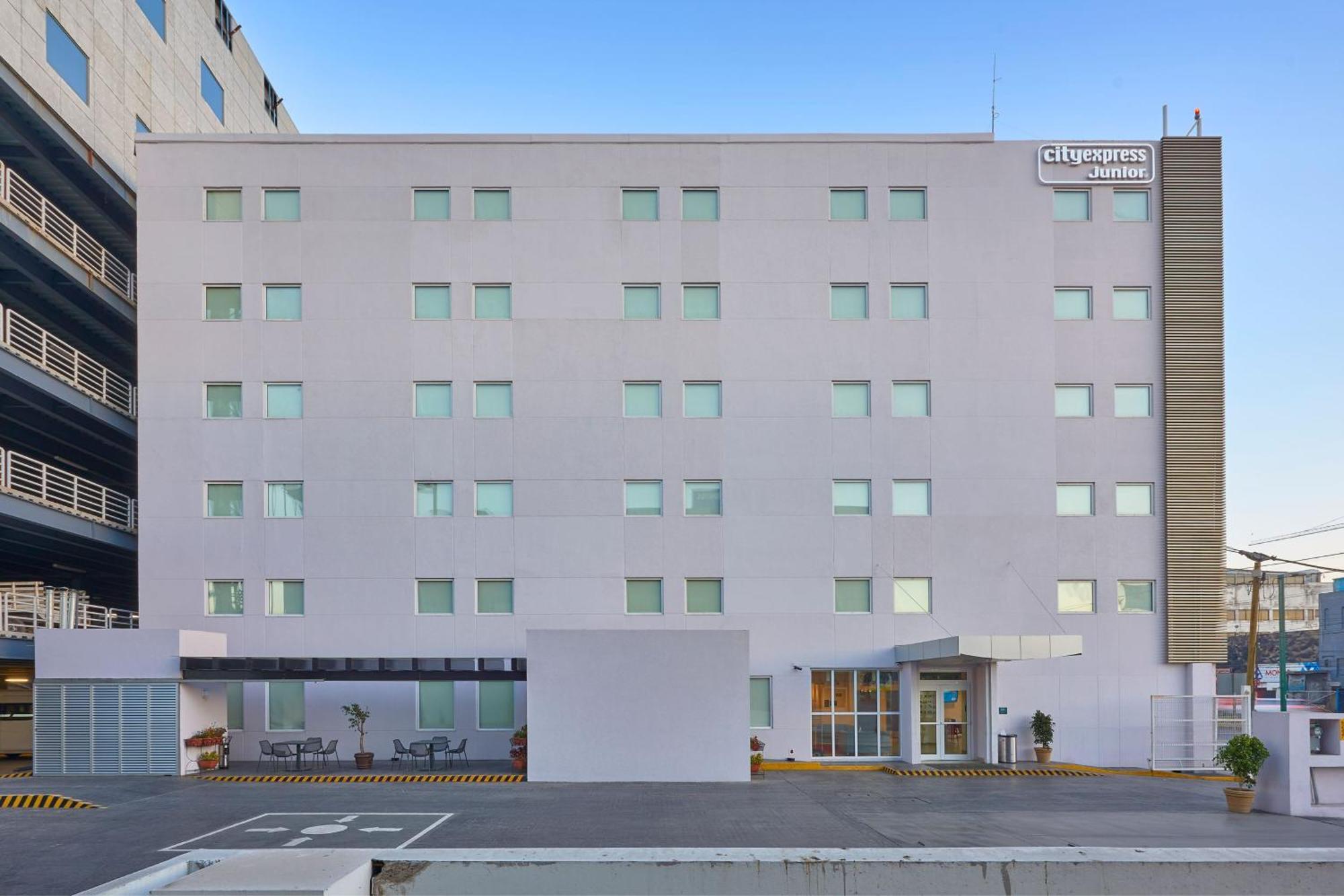 City Express Junior By Marriott Toluca Zona Industrial Bagian luar foto