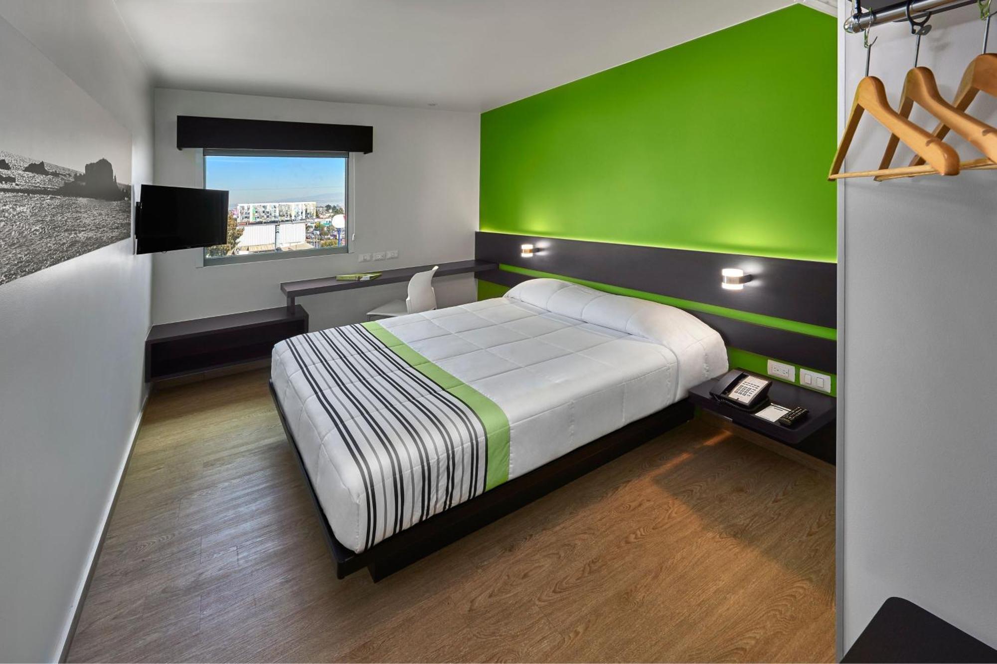 City Express Junior By Marriott Toluca Zona Industrial Bagian luar foto