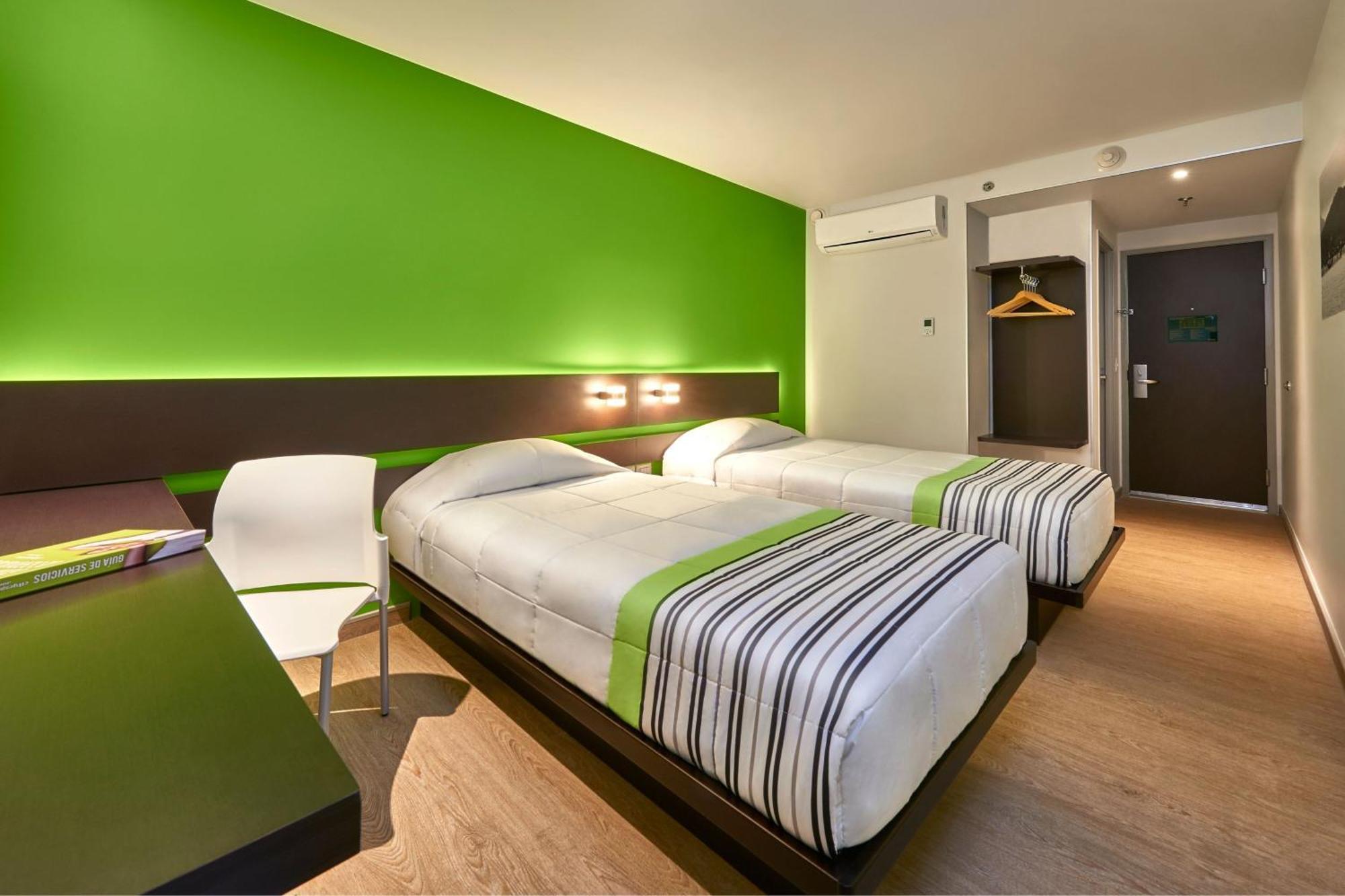 City Express Junior By Marriott Toluca Zona Industrial Bagian luar foto