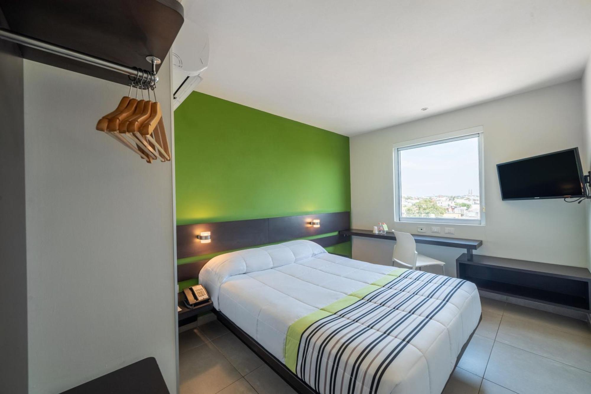 City Express Junior By Marriott Toluca Zona Industrial Bagian luar foto